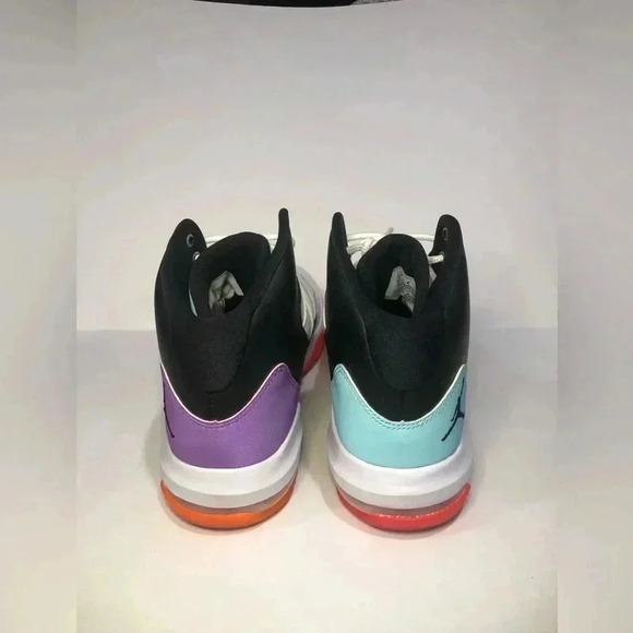 🔥Nike Air Jordan Max Aura GS Size 7Y Multicolor🔥 - Picture 12 of 16